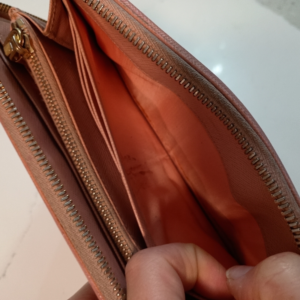 Authentic Pink Prada Saffiano Wallet - Picture 14 of 16